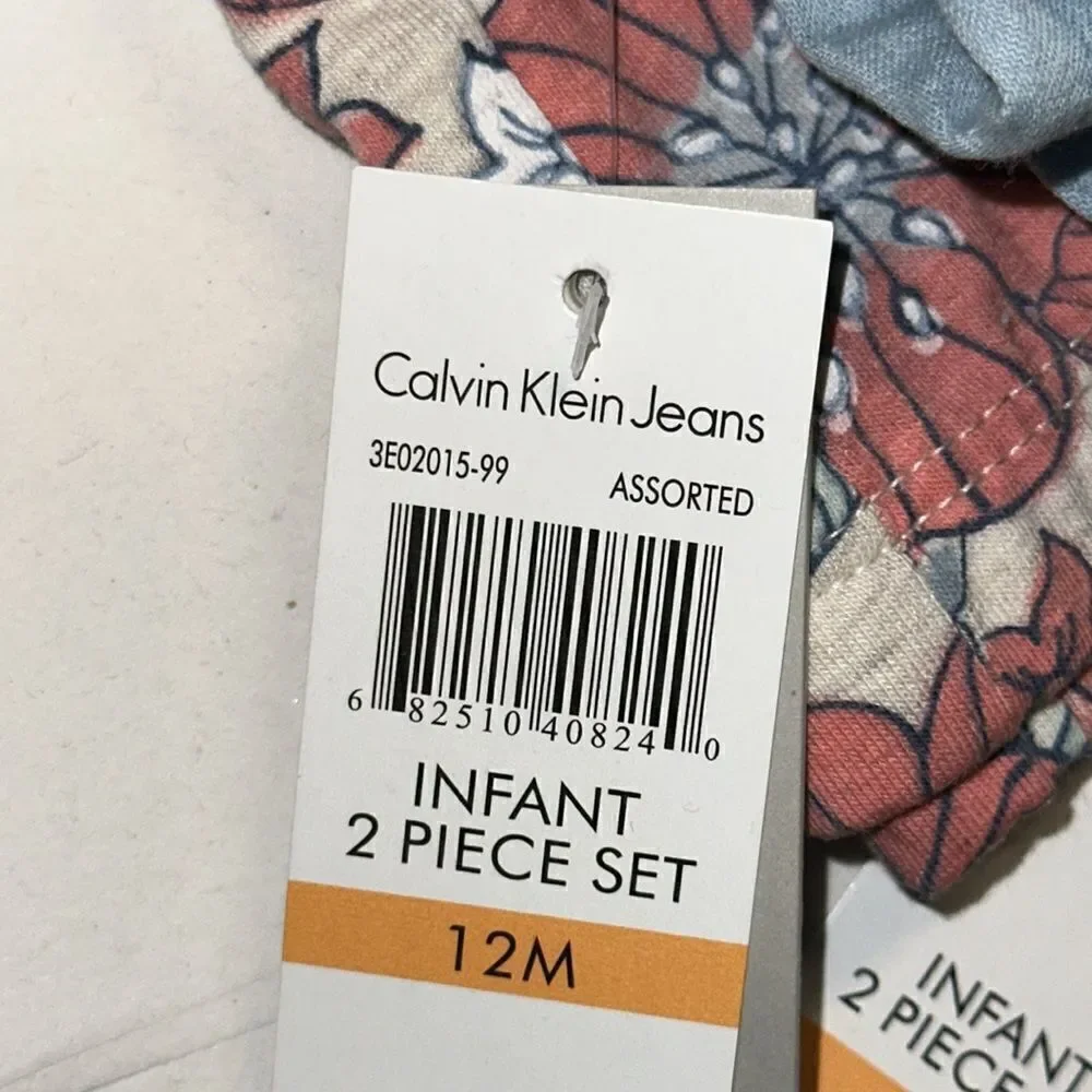 CALVIN KLEIN | Blue & Coral | CHAMBRAY TUNIC WITH FLORAL LEGGINGS